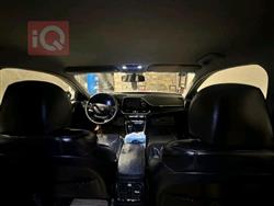 هيونداي أزيرا